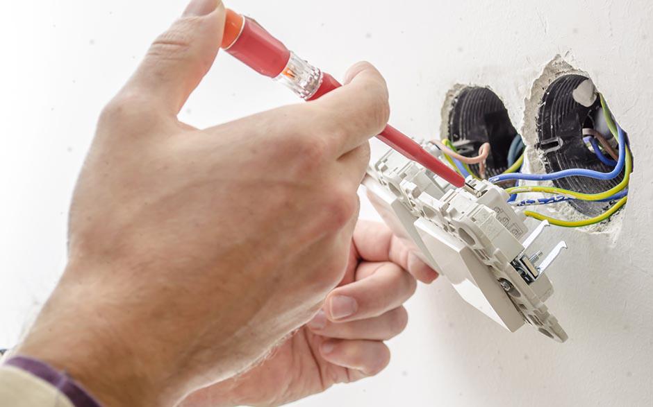 urgence électricité Vaux-le-Pénil